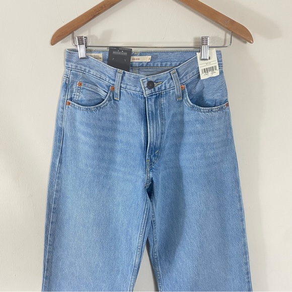 NEW Levi’s Dad Jean in This and That Light Wash - 25x30 - Picture 10 of 16